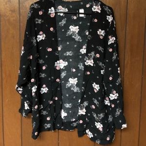 Floral cardigan/kimono